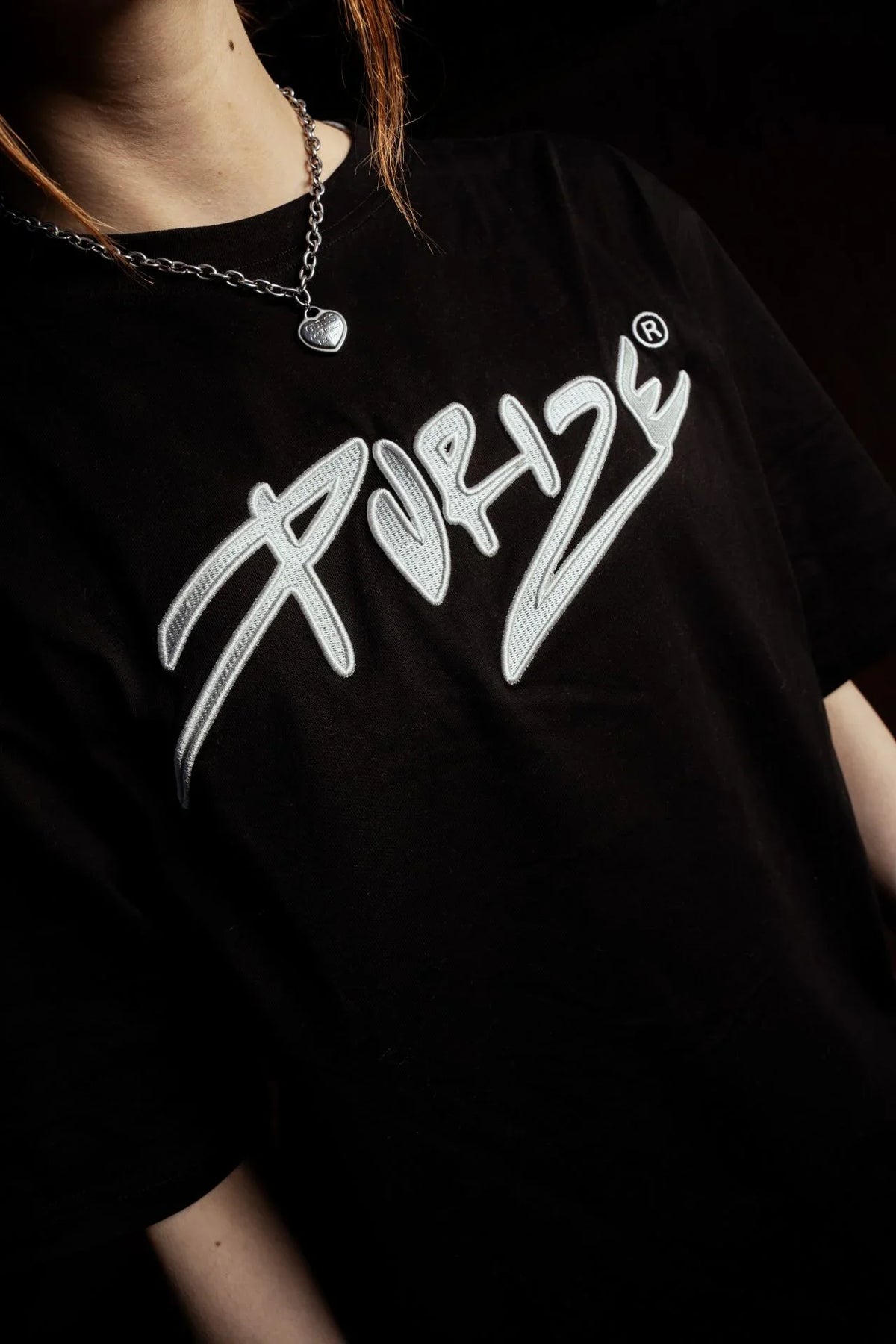 PURIZE® T-Shirt | Schwarz | bestickt